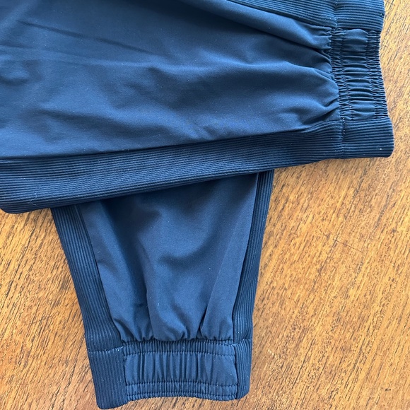 Athleta Brooklyn Jogger - EUC - Picture 5 of 9